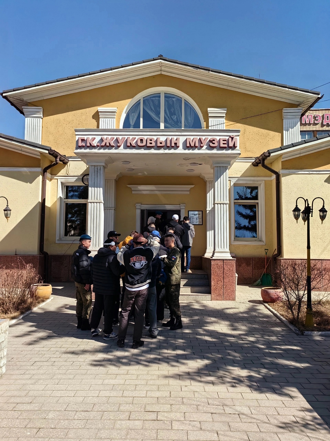 Делегация из Бурятии почтила память героев в Улан-Баторе